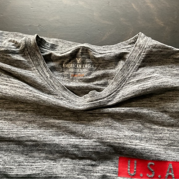 American Eagle Men’s size M lot of shirts excellent condition - Picture 5 of 5